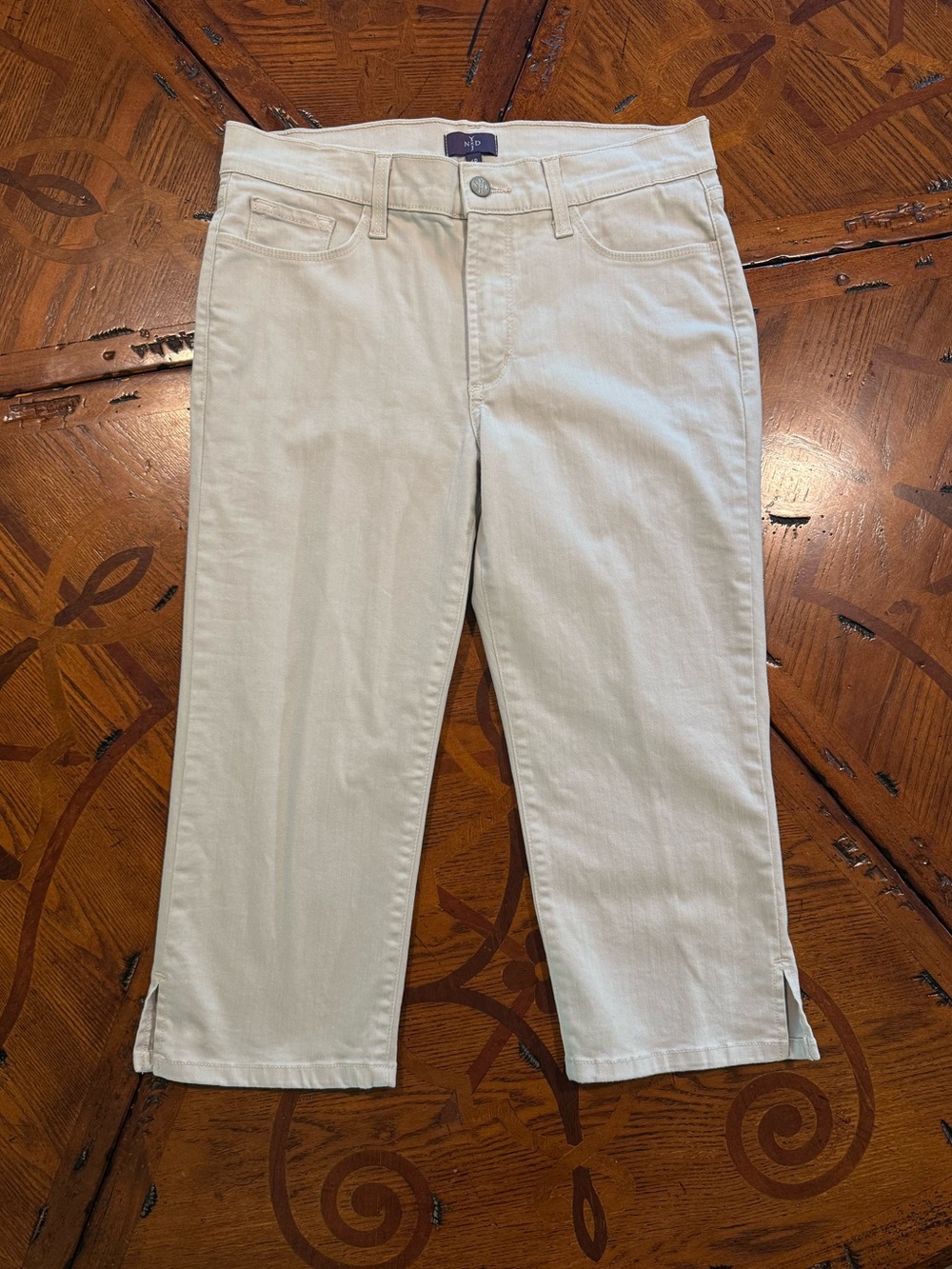NYDJ Denim Capri Jeans Size 6-Like New